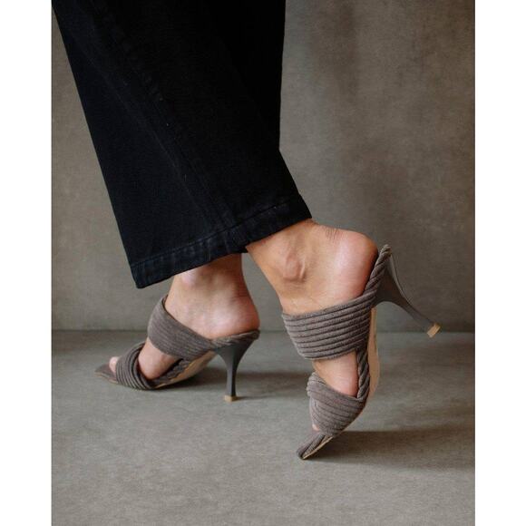 Free People Natasha Alohas Corduroy Twist Mule Slide Square Toe Coffee 37/7 - Picture 3 of 11